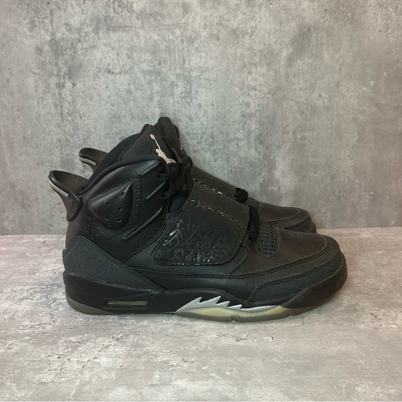 Jordan Shoes - Nike Air Jordan Son of Mars Sneakers 512246-010 Womens sz 8 - black